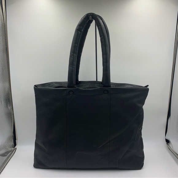Massimo Dutti Quilted Tote bag with leather zip - Picture 2 of 12